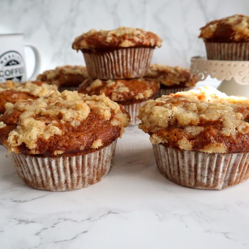 Moist Banana Muffins With Crunchy Topping Cookingfantasies