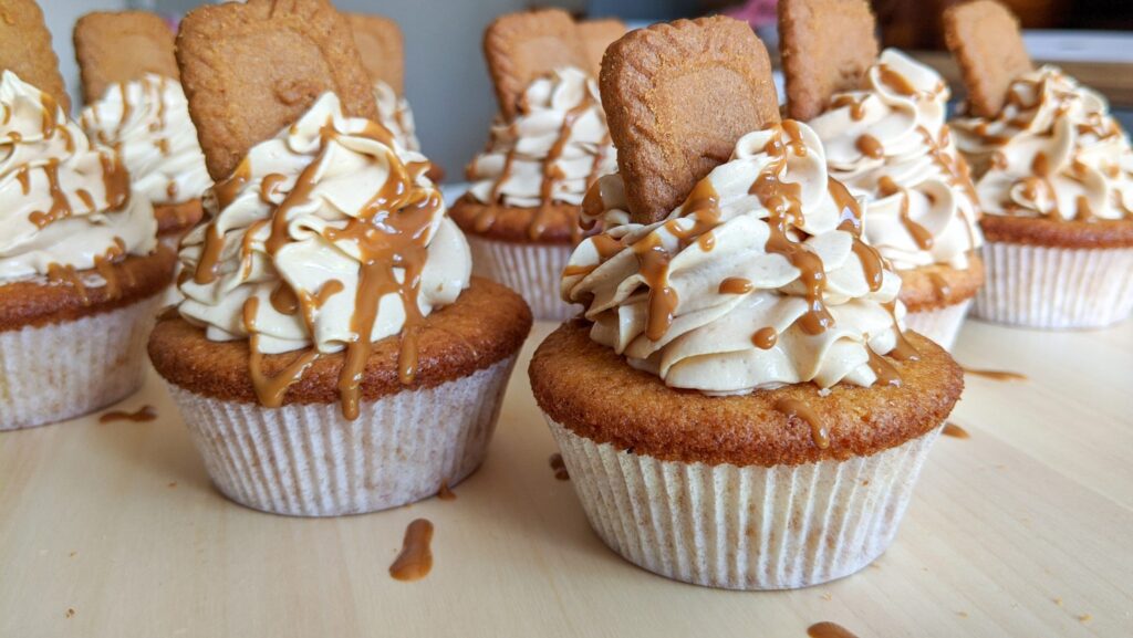 Biscoff Cupcakes With Biscoff Buttercream Cookingfantasies 6601